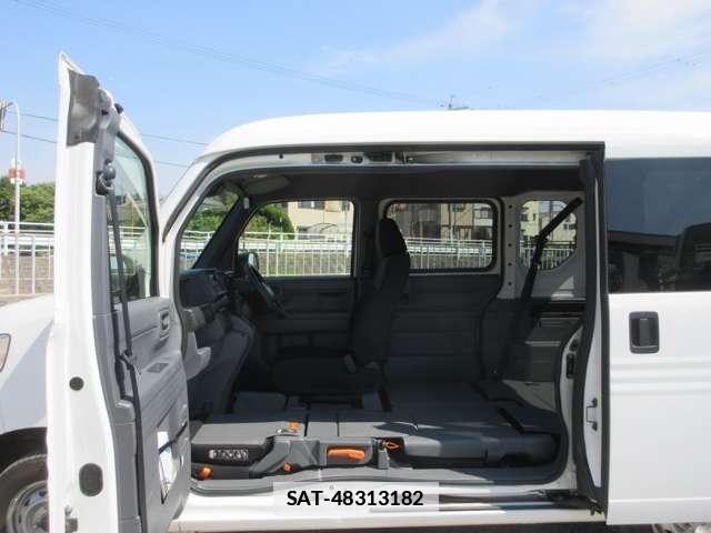 Honda N-VAN 2020-02 7813539-7