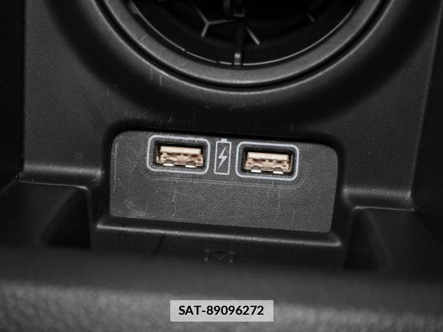 Honda N-VAN 2019-04 7813725-8