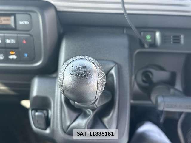 Honda N-VAN 2026-01 7814268-16