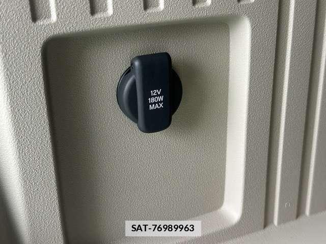 Honda N-VAN 2025-02 7814276-11