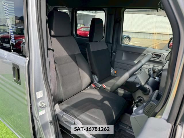 Honda N-VAN 2018-12 7816454-4
