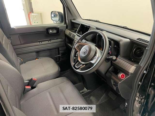Honda N-VAN 2025-10 7818282-11