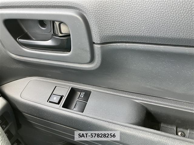 Honda N-VAN 2021-04 7823172-11