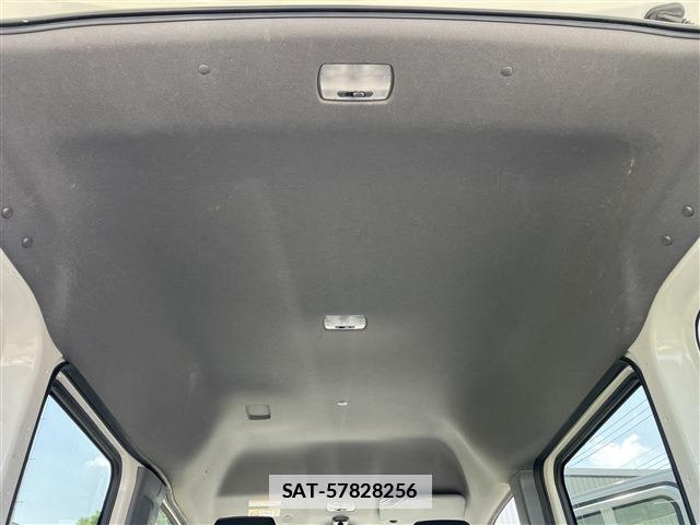 Honda N-VAN 2021-04 7823172-17