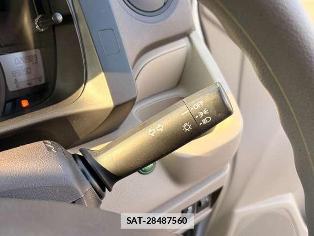 Honda N-WGN 2018-05 7815912-11