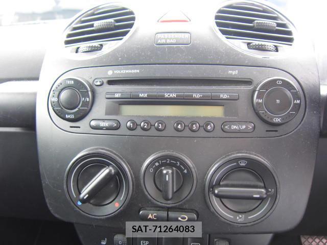 VolksWagen NEW BEETLE 2006-12 7813669-4