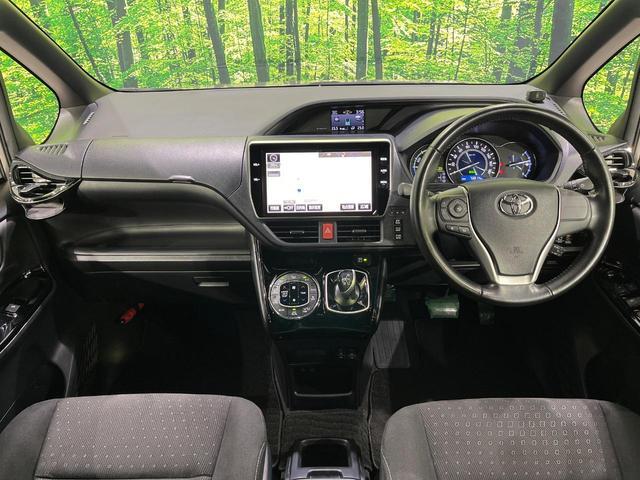 Toyota NOAH 2017-07 7811762-1