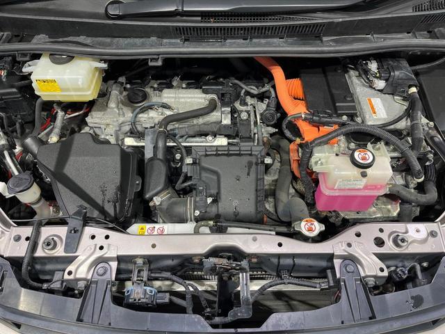 Toyota NOAH 2017-07 7811762-19