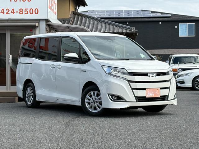 Toyota NOAH 2017-08 7811833-2
