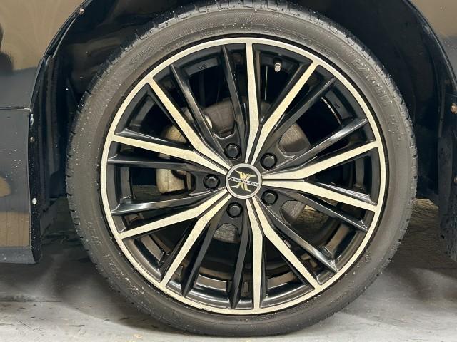 Toyota NOAH 2015-07 7812084-10