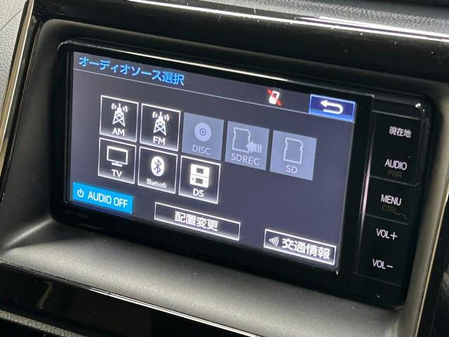 Toyota NOAH 2015-07 7812084-16