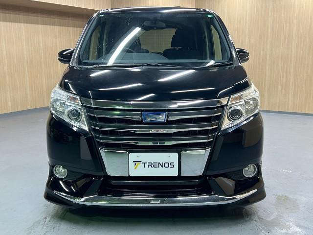Toyota NOAH 2015-07 7812084-4