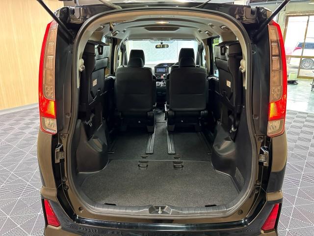 Toyota NOAH 2015-10 7812107-18