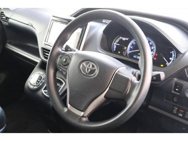Toyota NOAH 2014-02 7812141-9
