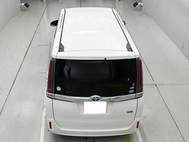 Toyota NOAH 2017-09 7812145-6
