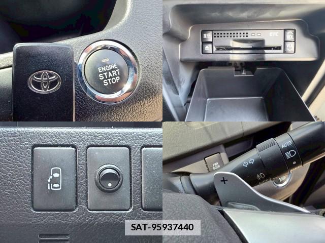 Toyota NOAH 2010-08 7812205-5
