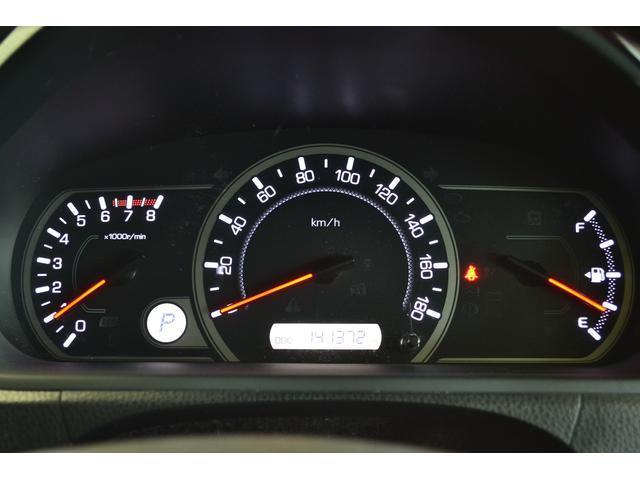 Toyota NOAH 2015-07 7812318-19