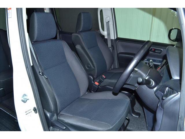 Toyota NOAH 2015-07 7812318-5