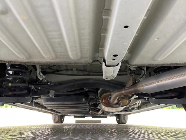 Toyota NOAH 2017-12 7812597-18