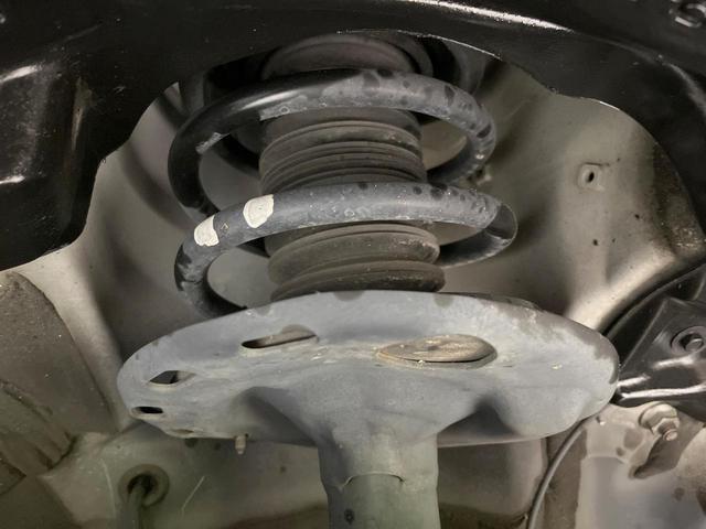 Toyota NOAH 2017-12 7812597-19