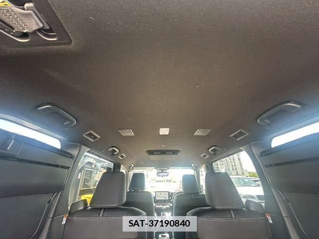 Toyota NOAH 2025-03 7812653-16