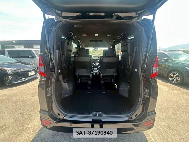 Toyota NOAH 2025-03 7812653-18