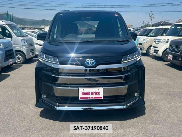 Toyota NOAH 2025-03 7812653-9