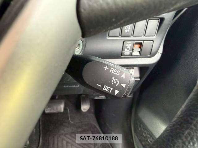 Toyota NOAH 2018-11 7812680-17