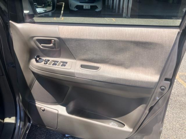 Toyota NOAH 2002-05 7812720-8