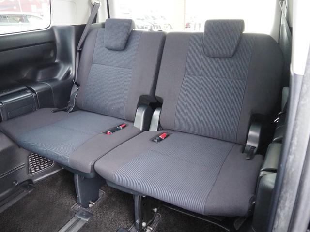 Toyota NOAH 2014-07 7812895-10