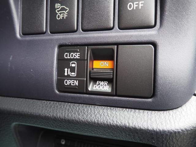 Toyota NOAH 2014-07 7812895-13