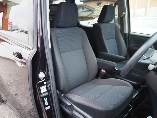 Toyota NOAH 2014-07 7812895-7