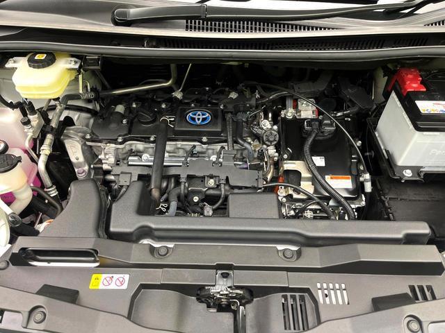 Toyota NOAH 2024-03 7813319-18