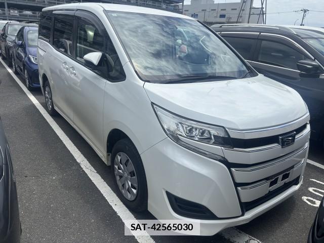 Toyota NOAH 2021-05 7813480-1