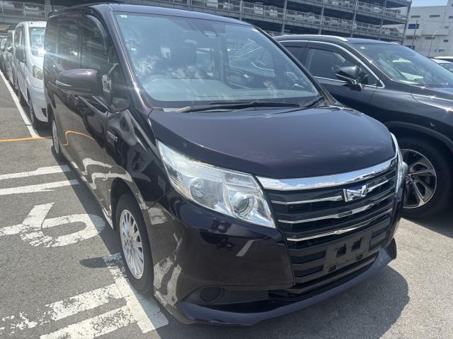 Toyota NOAH 2016-03 7813521-1
