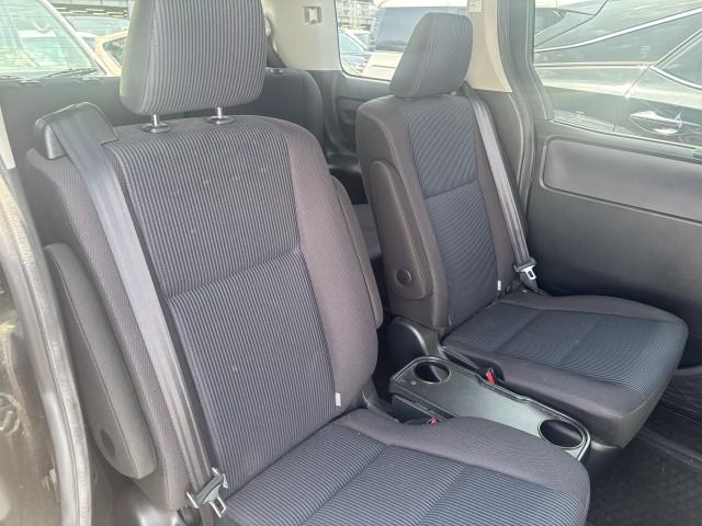 Toyota NOAH 2016-03 7813521-5