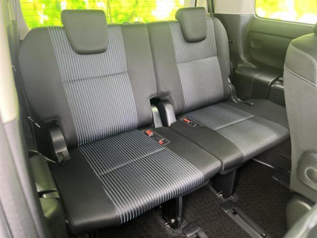 Toyota NOAH 2015-04 7813624-5