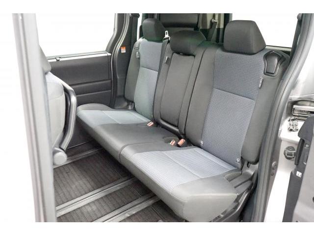 Toyota NOAH 2022-07 7813700-12