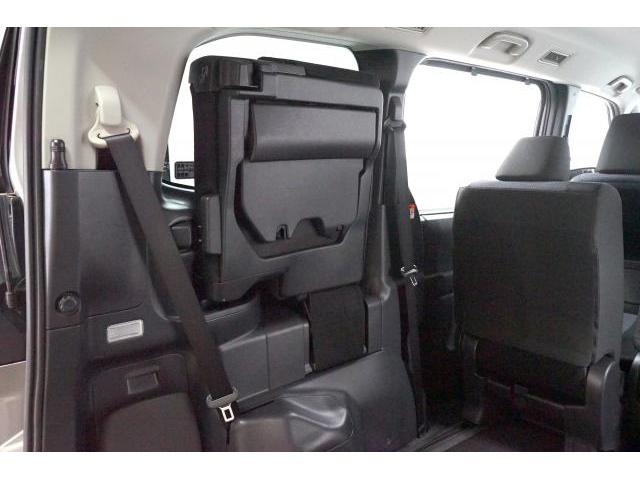 Toyota NOAH 2022-07 7813700-16