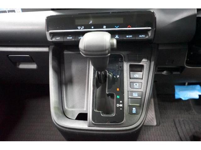 Toyota NOAH 2022-07 7813700-3
