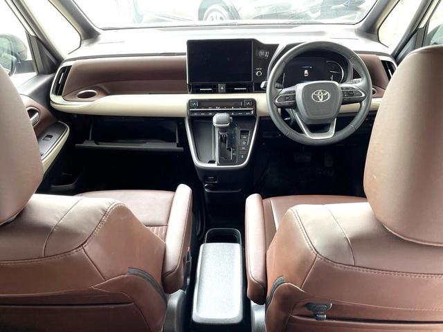 Toyota NOAH 2023-12 7813856-1