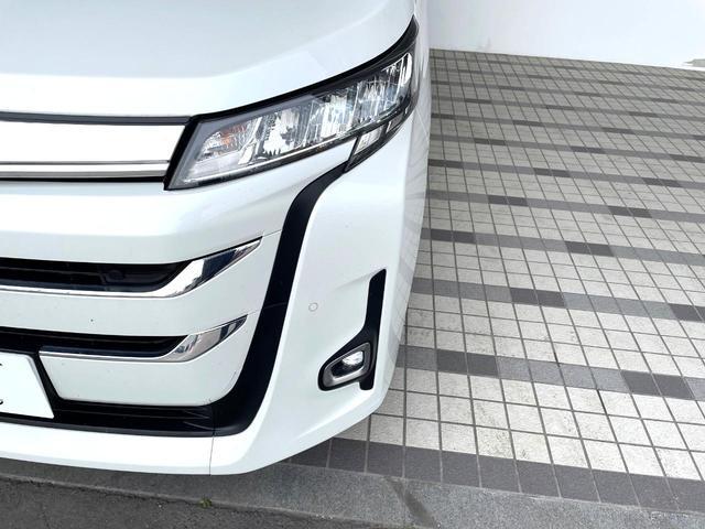 Toyota NOAH 2023-12 7813856-11