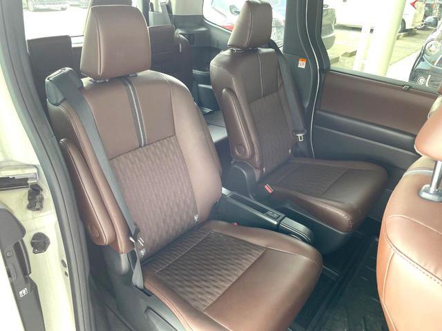 Toyota NOAH 2023-12 7813856-7