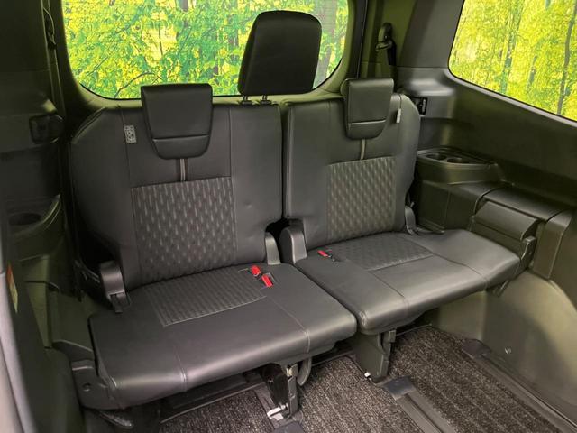 Toyota NOAH 2023-07 7814145-9