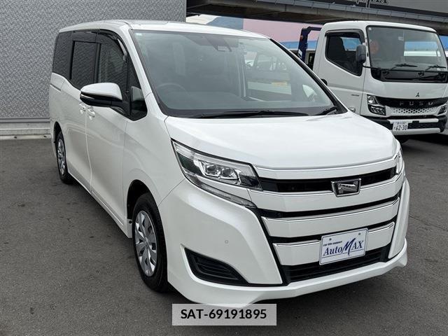 Toyota NOAH 2021-02 7814359-5