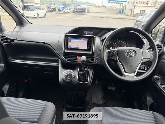 Toyota NOAH 2021-02 7814359-6
