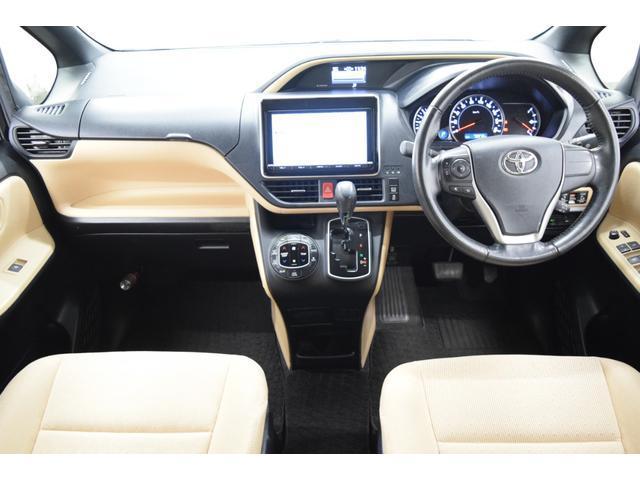 Toyota NOAH 2014-02 7814588-10