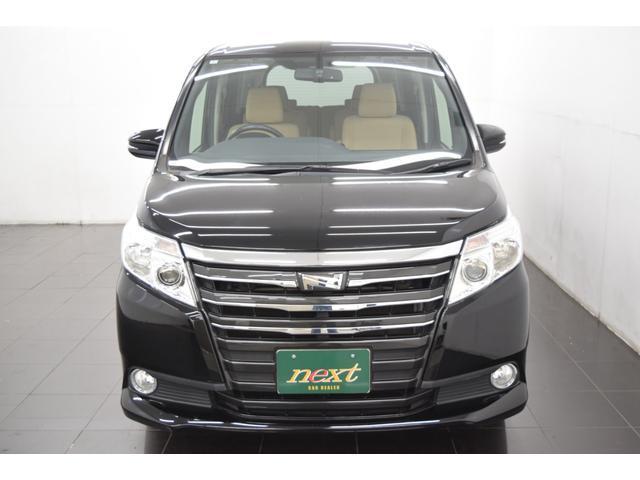 Toyota NOAH 2014-02 7814588-6