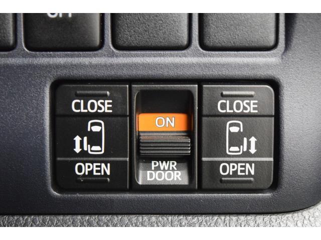 Toyota NOAH 2015-06 7814610-14