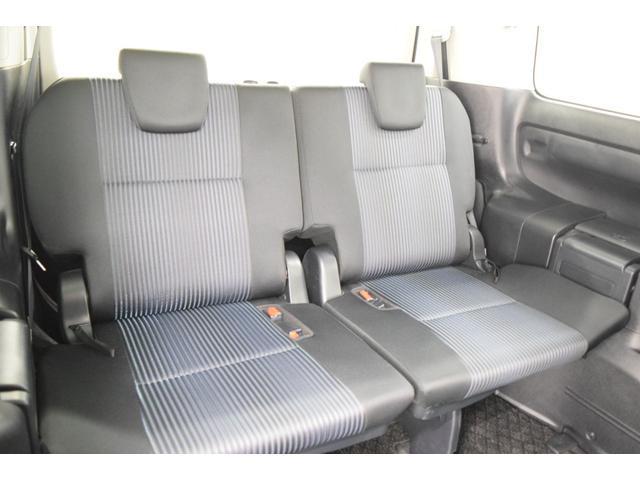 Toyota NOAH 2015-06 7814610-19